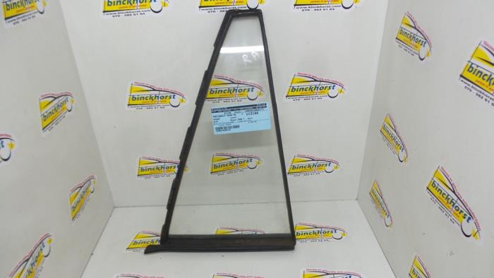 Usados Ventanilla triangular derecha detrás Suzuki Alto (SB308) 0.8 GA,GL,GLX Precio € 26,25 Norma de margen ofrecido por Binckhorst BV