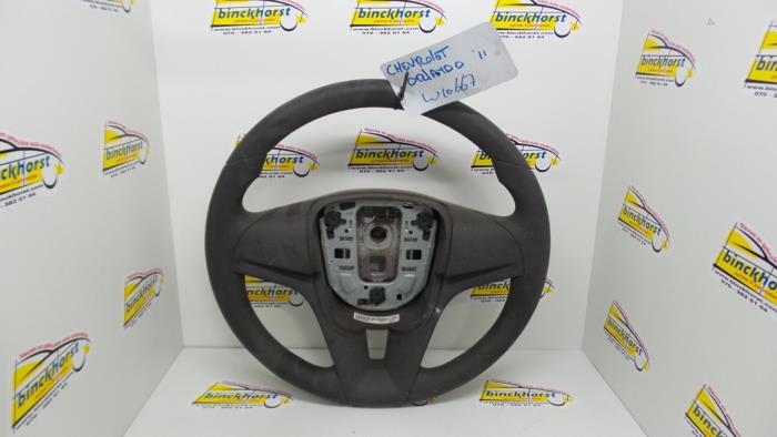 Steering wheel from a Daewoo Orlando (YYM/YYW) 2.0 D 16V 2011