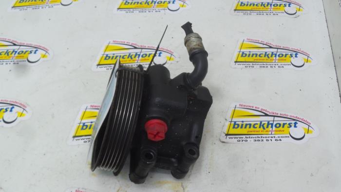 Usagé Pompe de direction Ford Focus 1 Wagon 1.8 TDdi Prix € 36,75 Règlement à la marge proposé par Binckhorst BV