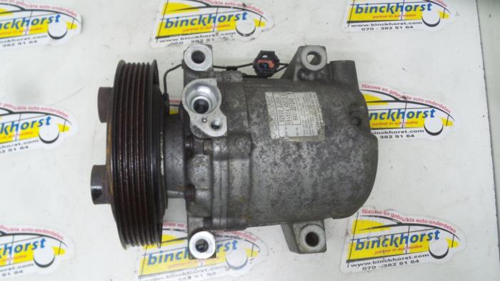 Usagé Pompe clim Nissan Primera Traveller (WP11) 2.0 SRi 16V Prix € 84,00 Règlement à la marge proposé par Binckhorst BV