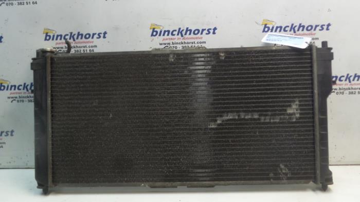 Gebrauchte Kühler Mazda 626 (GE12/72/82) 2.0i LX,GLX 16V Preis € 31,50 Margenregelung angeboten von Binckhorst BV