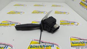 Usados Interruptor de limpiaparabrisas Peugeot 206 (2A/C/H/J/S) 1.6 16V Precio € 15,75 Norma de margen ofrecido por Binckhorst BV