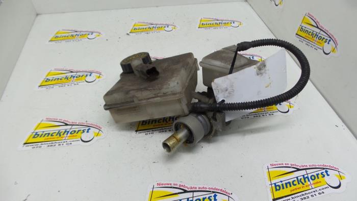 Used Master cylinder Citroen Xsara Picasso (CH) 1.8 16V Price € 36,75 Margin scheme offered by Binckhorst BV
