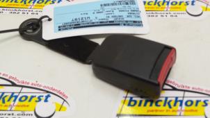 Używane Wtyk pasa bezpieczenstwa prawy przód Citroen Xsara Picasso (CH) 1.8 16V Cena € 15,75 Procedura marży oferowane przez Binckhorst BV