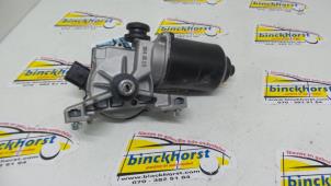 Used Front wiper motor Kia Soul II (PS) EV Price € 52,50 Margin scheme offered by Binckhorst BV