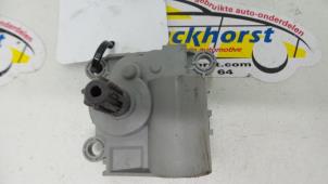 Used Heater valve motor Kia Soul II (PS) EV Price € 31,50 Margin scheme offered by Binckhorst BV