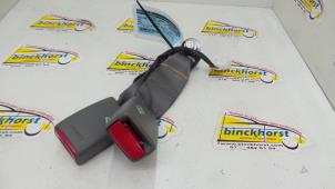 Usagé Insertion ceinture de sécurité arrière droite Kia Soul II (PS) EV Prix € 31,50 Règlement à la marge proposé par Binckhorst BV