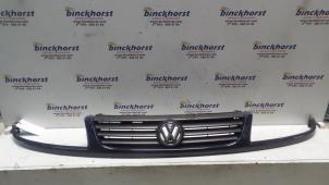 Gebrauchte Grill Volkswagen Passat Variant (35I) 2.0i CL,GL,GT Preis € 21,00 Margenregelung angeboten von Binckhorst BV