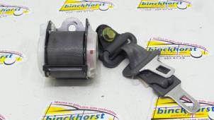 Used Rear seatbelt, centre Mazda 323 Fastbreak (BJ14) 1.5 LX,GLX 16V Price € 36,75 Margin scheme offered by Binckhorst BV