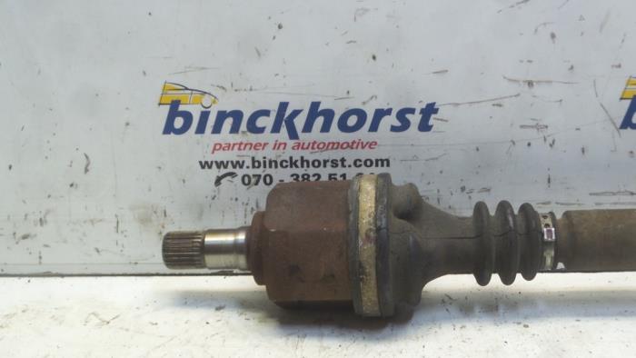 Drivaxel, vänster fram från en Renault Espace (JK) 2.2 dCi 16V 2005