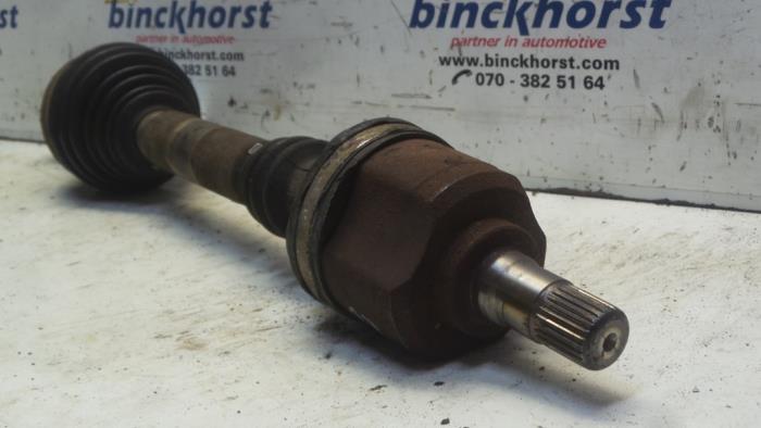 Drivaxel, vänster fram från en Renault Espace (JK) 2.2 dCi 16V 2005
