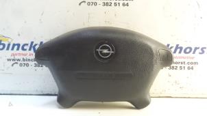 Usagé Airbag gauche (volant) Opel Omega B (25/26/27) 2.0i 16V Prix € 52,50 Règlement à la marge proposé par Binckhorst BV