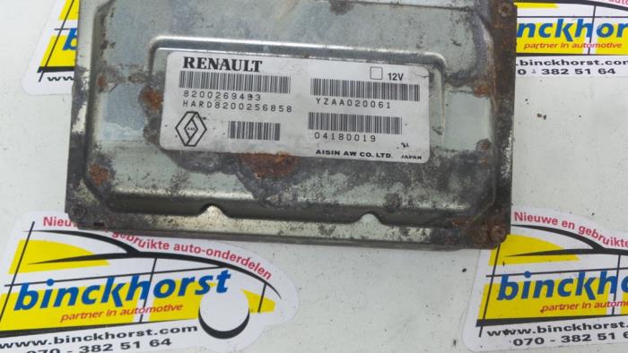 Ordenador de caja automática de un Renault Espace (JK) 3.0 dCi V6 24V Grand Espace 2004