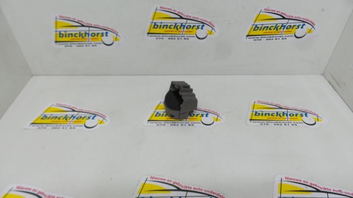 Used Ignition lock + computer Ford Mondeo III 2.0 16V Price € 131,25 Margin scheme offered by Binckhorst BV