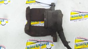 Used Front brake calliper, left Mercedes A (W168) 1.7 A-170 CDI 16V Price € 36,75 Margin scheme offered by Binckhorst BV