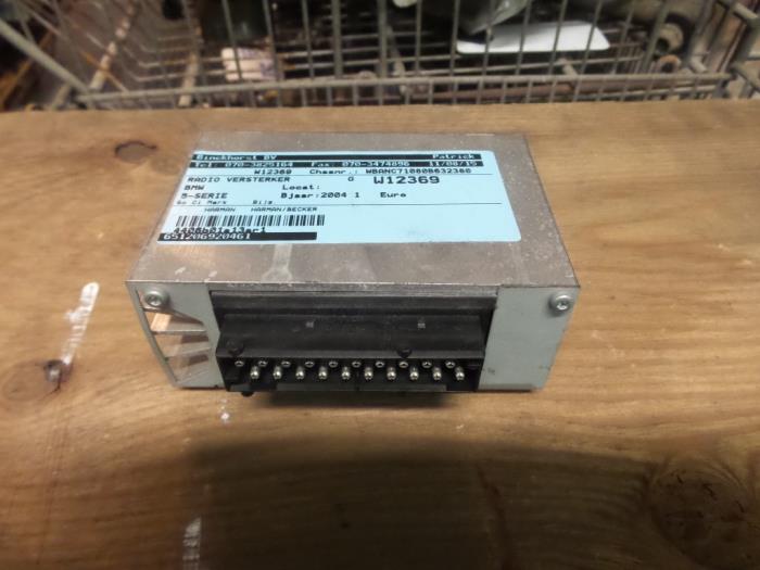 Radio amplifier BMW 5 serie 530d 24V 