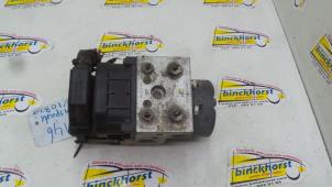Used ABS pump Alfa Romeo 146 (930B) 1.4 Twin Spark 16V Price € 84,00 Margin scheme offered by Binckhorst BV