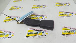 Usagé Insertion ceinture de sécurité arrière gauche Toyota Corolla (E11) 2.0 D Prix € 21,00 Règlement à la marge proposé par Binckhorst BV