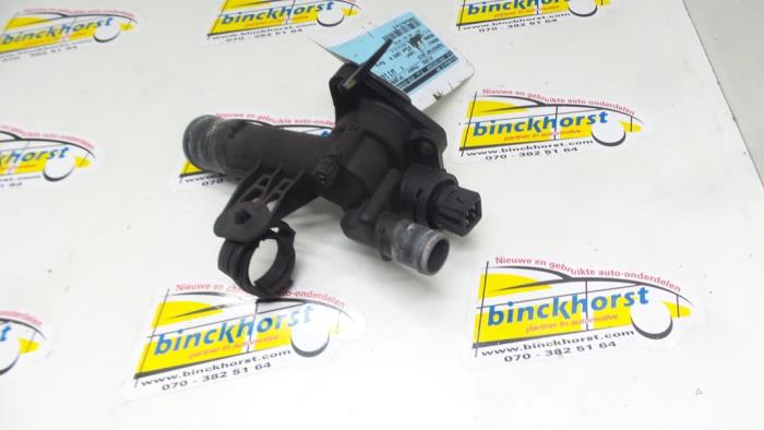 Gebrauchte Thermostatgehäuse Renault Megane II (BM/CM) 1.5 dCi 80 Preis € 31,50 Margenregelung angeboten von Binckhorst BV