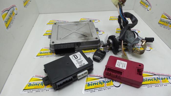 Used Ignition lock + computer Rover 200 (RF) 214 Si 1.4 16V Price € 105,00 Margin scheme offered by Binckhorst BV