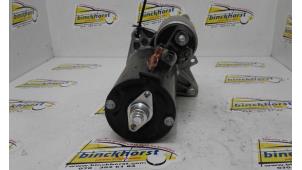Starter from a Jeep Grand Cherokee (WK/WK2) 3.0 CRD V6 24V 2011