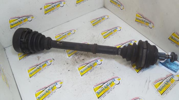 Front drive shaft, left from a Audi 80 (B4) 2.3 E 1993