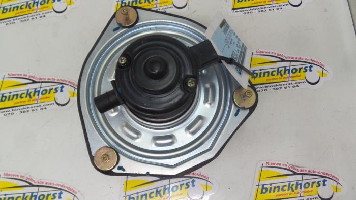 Heating and ventilation fan motor from a Daewoo Nubira (J100) 2.0 16V 2000