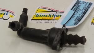 Used Clutch slave cylinder Volkswagen Caddy III (2KA,2KH,2CA,2CH) 1.6 Price € 26,25 Margin scheme offered by Binckhorst BV