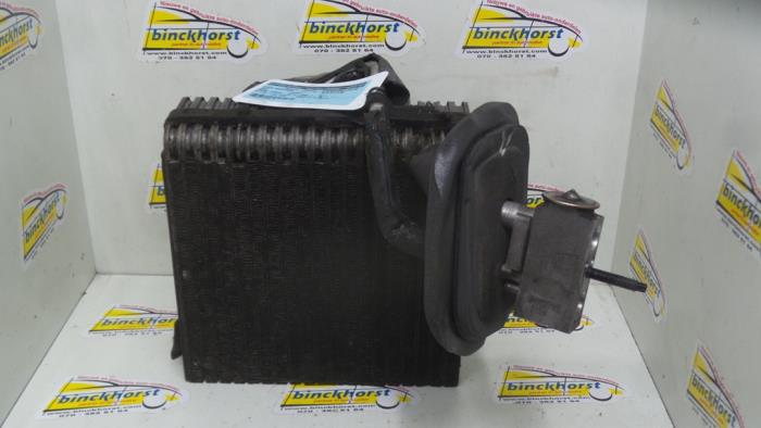 Begagnade AC-radiator Jeep Grand Cherokee (WG/WJ) 2.7 CRD 20V Pris € 84,00 Marginaltabell erbjuds av Binckhorst BV