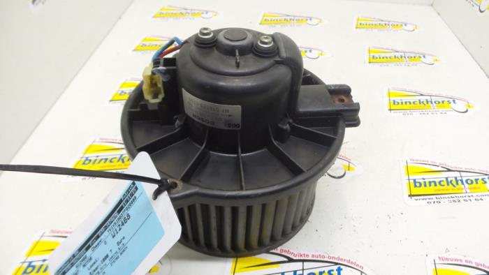 Motor de ventilador de calefactor de un Volvo S40 (VS) 2.0 16V 1996