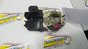 Używane Mechanizm blokady drzwi lewych wersja 2-drzwiowa Rover 200 (RF) 214 Si 1.4 16V Cena € 36,75 Procedura marży oferowane przez Binckhorst BV