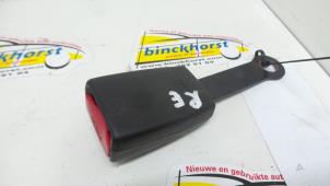 Used Front seatbelt buckle, right Nissan Almera (N16) 2.2 Di 16V Price € 26,25 Margin scheme offered by Binckhorst BV