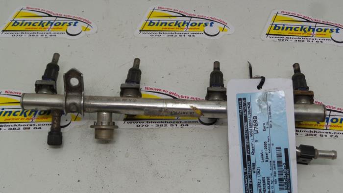 Usagé Système d'injection Mercedes A (W169) 1.5 A-150 5-Drs. Prix € 84,00 Règlement à la marge proposé par Binckhorst BV