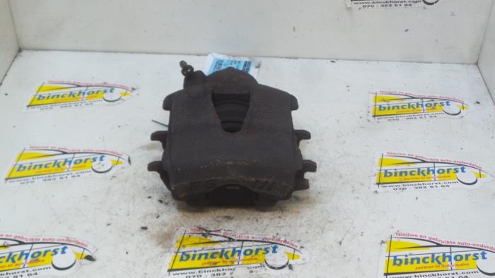 Begagnade Främre bromsok, höger Seat Ibiza III (6L1) 1.2 12V Pris € 36,75 Marginaltabell erbjuds av Binckhorst BV
