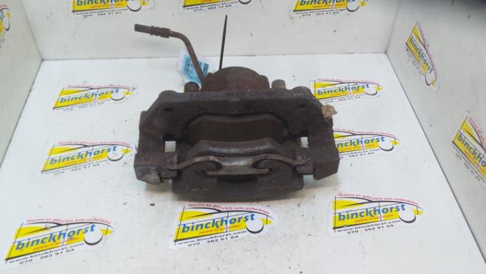 Gebrauchte Bremszange links vorne Chrysler Voyager/Grand Voyager (RG/RS) 3.3 V6 Preis € 26,25 Margenregelung angeboten von Binckhorst BV