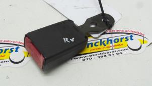 Used Front seatbelt buckle, right Renault Clio (B/C57/357/557/577) 1.2e Kat. Price € 21,00 Margin scheme offered by Binckhorst BV