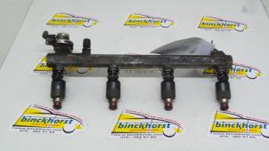 Used Fuel injector nozzle Chevrolet Nubira (J100) 2.0 16V Price € 105,00 Margin scheme offered by Binckhorst BV