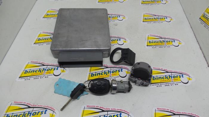 Used Ignition lock + computer Ford Mondeo III 2.0 TDCi 130 16V Price € 131,25 Margin scheme offered by Binckhorst BV