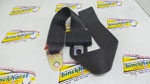 Usagé Ceinture de sécurité arrière centre Suzuki Swift (SF310/413) 1.3 Prix € 31,50 Règlement à la marge proposé par Binckhorst BV
