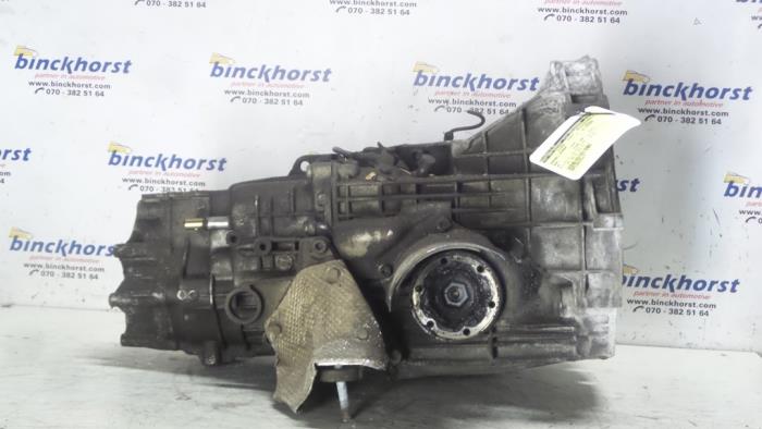 Gearbox from a Audi A4 Avant (B5) 1.6 1997