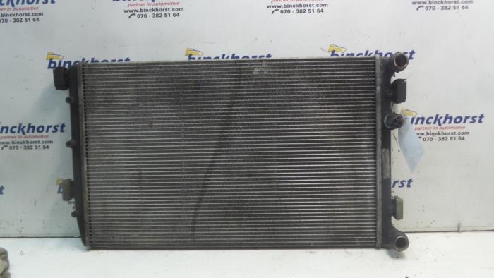 Usagé Radiateur Seat Cordoba (6L2) 1.9 TDI Prix € 36,75 Règlement à la marge proposé par Binckhorst BV