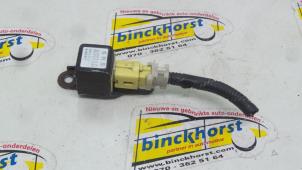 Usados Sensor de airbag Toyota Avensis Verso (M20) 2.0 16V VVT-i D-4 Precio € 31,50 Norma de margen ofrecido por Binckhorst BV
