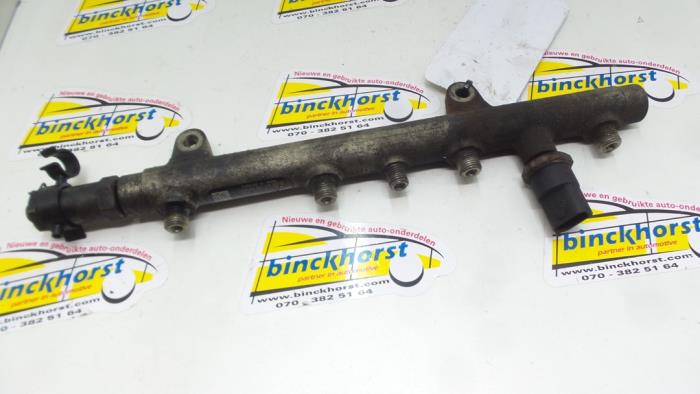 Usagé Système d'injection Renault Scénic II (JM) 1.9 dCi 120 Prix € 52,50 Règlement à la marge proposé par Binckhorst BV