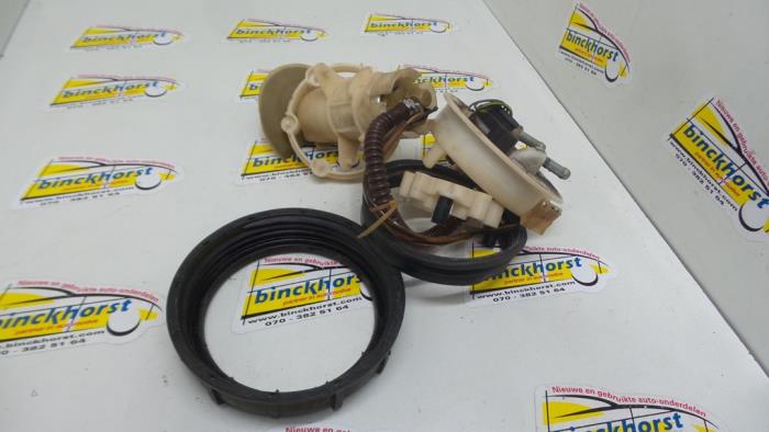 Usagé Pompe à carburant Volkswagen Passat (3B2) 1.8 20V Prix € 42,00 Règlement à la marge proposé par Binckhorst BV
