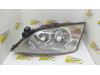 Ford Mondeo III 2.0 16V Optique avant principal gauche