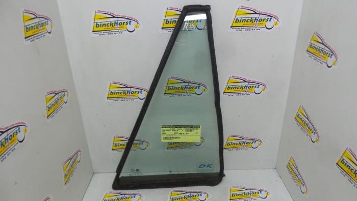 Usados Ventanilla triangular derecha detrás Kia Pride Wagon 1.3i 16V Precio € 26,25 Norma de margen ofrecido por Binckhorst BV