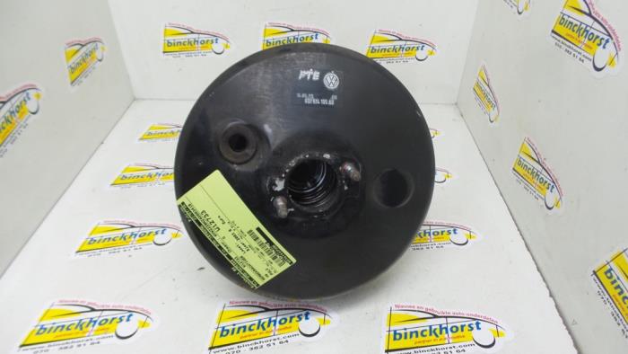 Usagé Servo frein Volkswagen Polo IV (9N1/2/3) 1.4 16V Prix € 42,00 Règlement à la marge proposé par Binckhorst BV