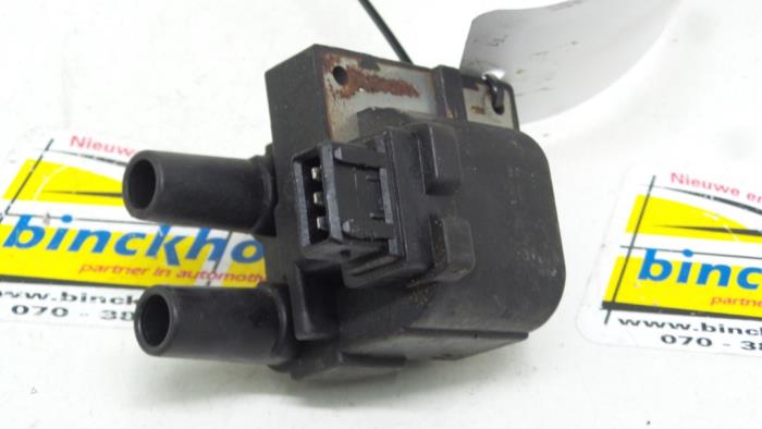 Usagé Bobine Renault Clio II (BB/CB) 1.4 Prix € 15,75 Règlement à la marge proposé par Binckhorst BV