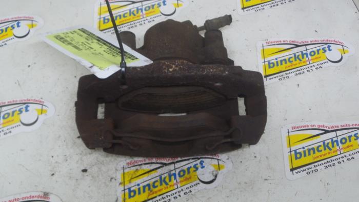 Gebrauchte Bremszange rechts vorne Ford Ka I 1.3i Preis € 19,95 Margenregelung angeboten von Binckhorst BV