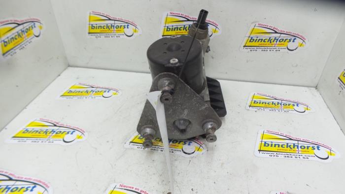 Usagé Pompe ABS Mercedes A (W168) 1.4 A-140 Prix € 47,25 Règlement à la marge proposé par Binckhorst BV